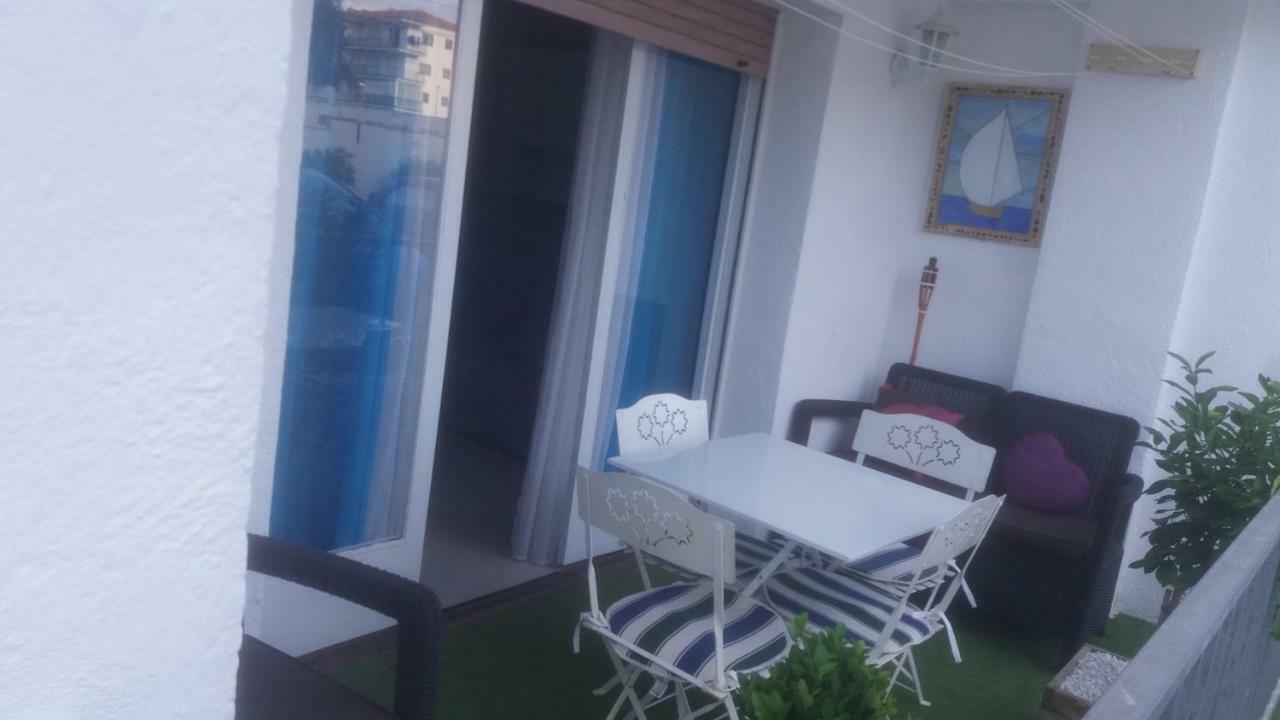 Apartamento Primera Linea De Mar Hospitalet De L'Infant Exterior photo