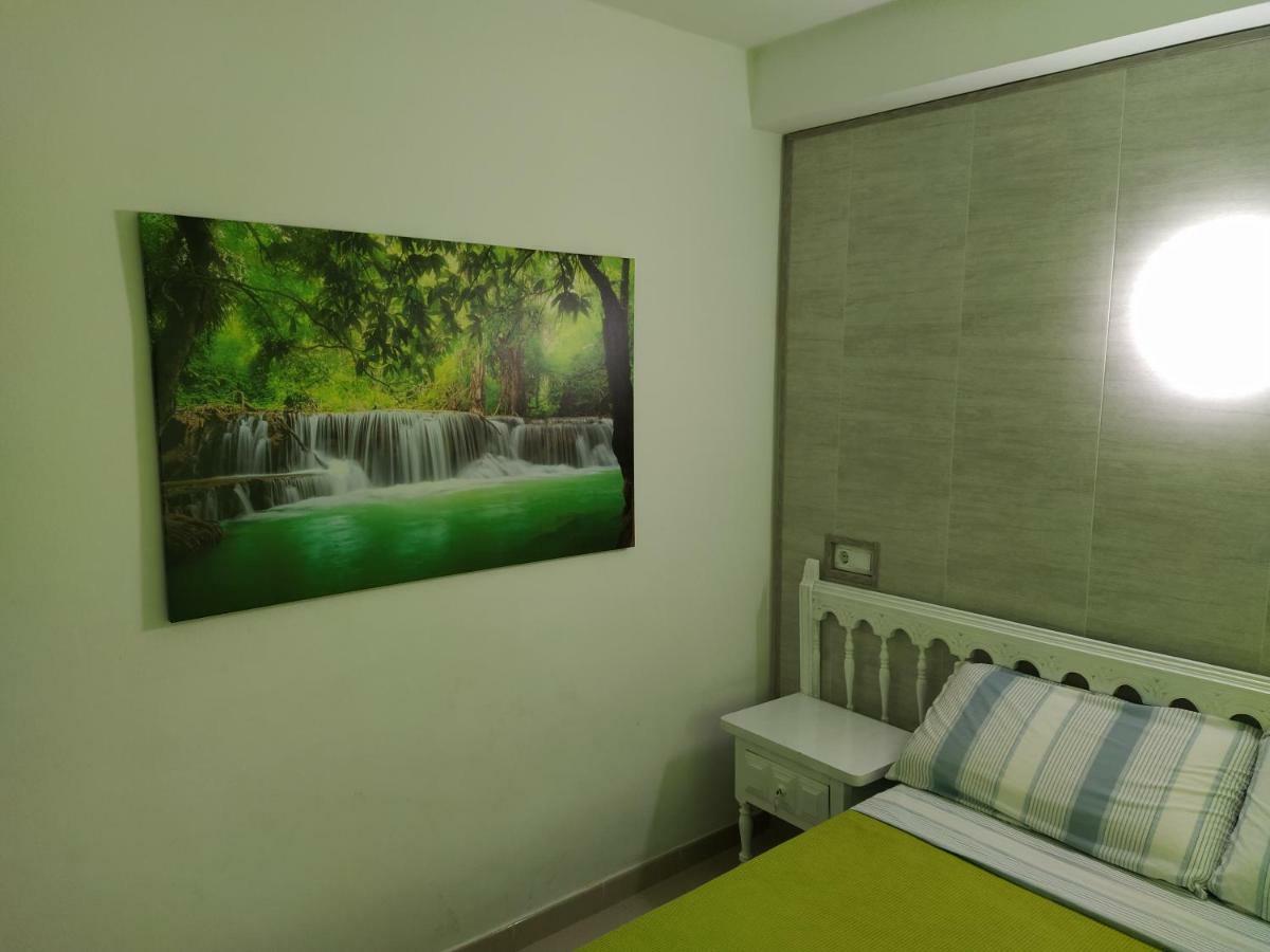Apartamento Primera Linea De Mar Hospitalet De L'Infant Exterior photo